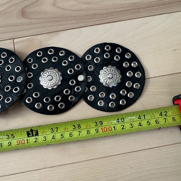 Handmade Moroccan Leather Concho Belt – Black & Silver Boho Western Cowgirl - Picture 3 of 7